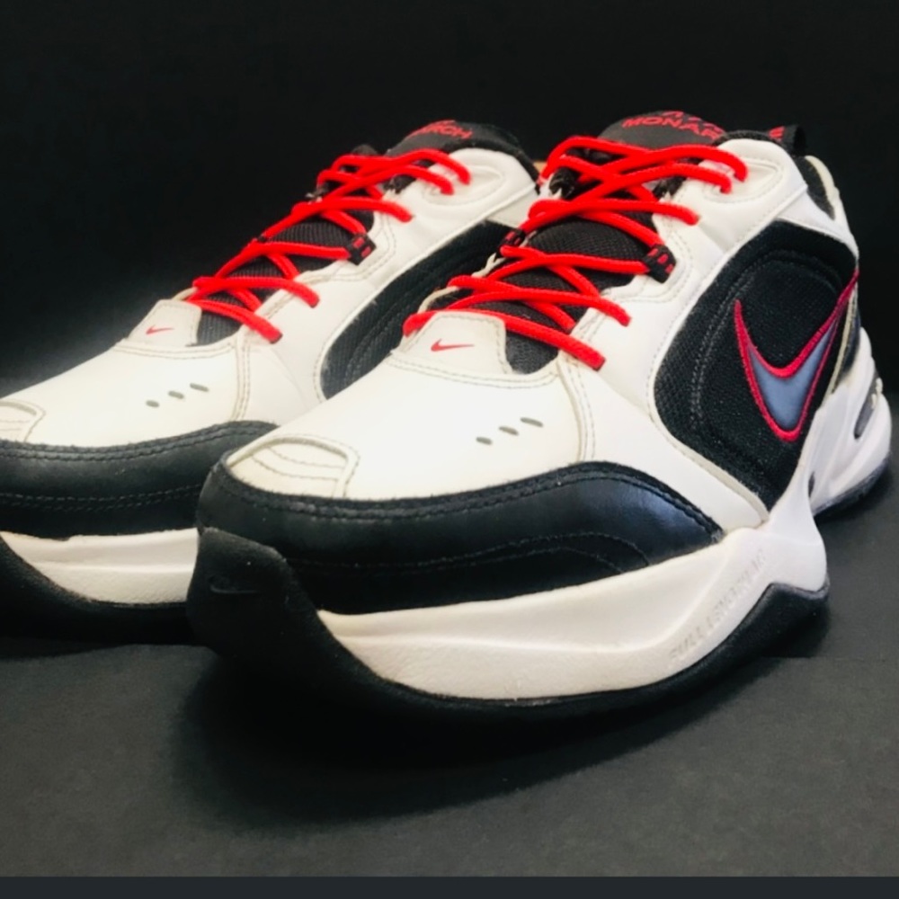 NIKE - Picture 6 of 13